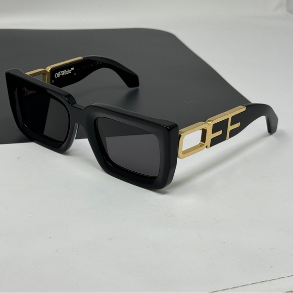 OFF-WHITE Sunglasses Boston OERI073 1007Authentic some scratches - Picture 2 of 12